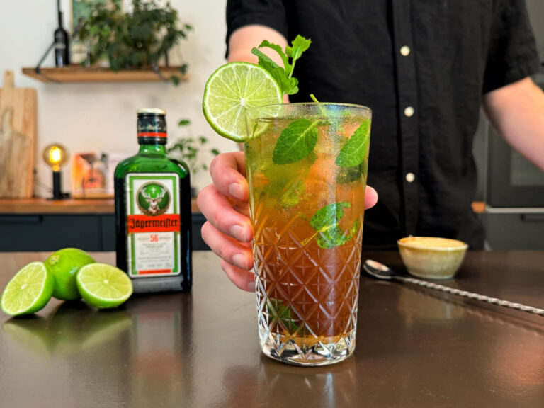 How To Make A Black Mojito With Jägermeister